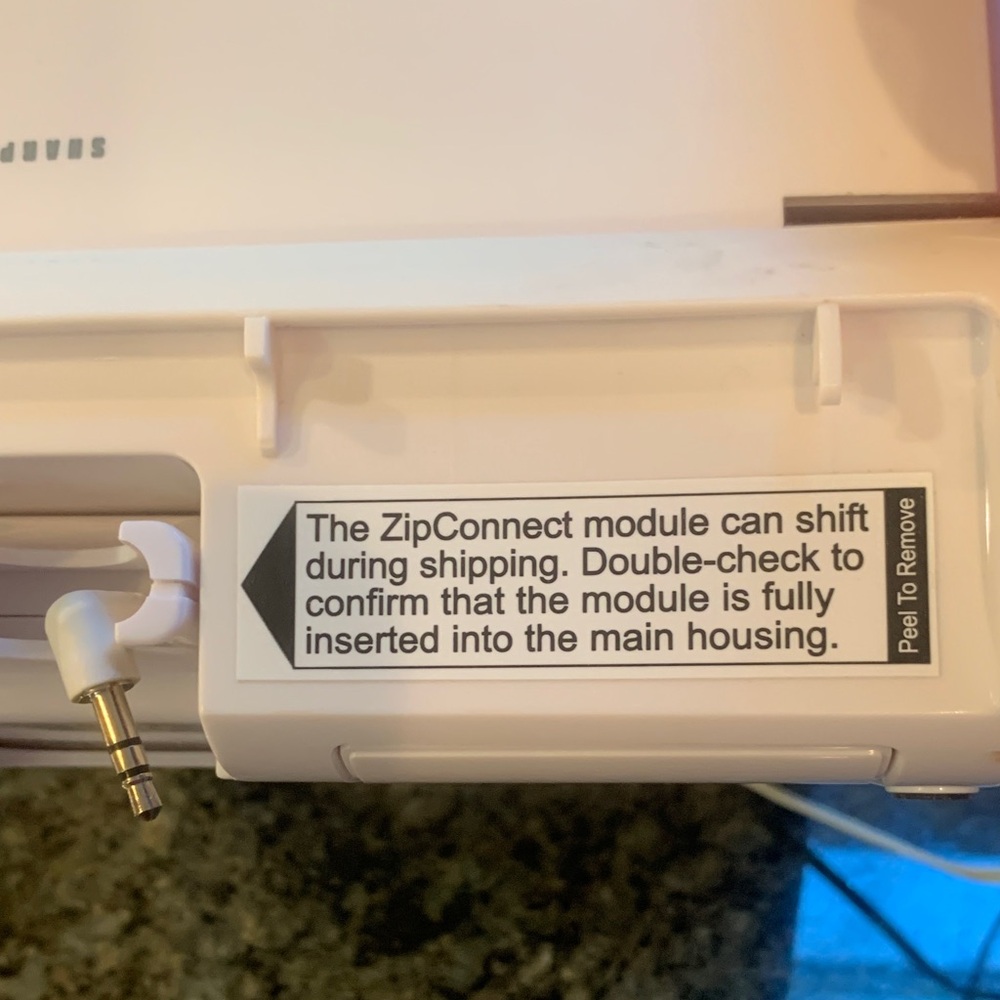 Sharper Image AM/FM Alarm Clock Sound Soother 20 for iPod/MP3 Players - Picture 8 of 13